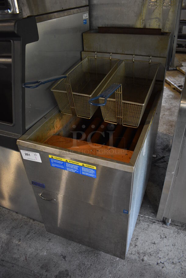 2019 Pitco Frialator 65C Stainless Steel Commercial Floor Style Natural Gas Powered Deep Fat Fryer w/ 2 Metal Fry Baskets. 150,000 BTU. 20x35x48 - Image 6 of 8