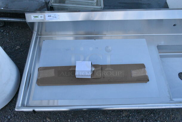 BRAND NEW SCRATCH AND DENT! Regency 600DDT72L 16 Gauge 6' Soiled / Dirty Dish Table - Left Drainboard - Image 5 of 6