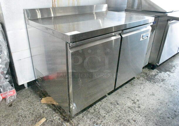 BRAND NEW SCRATCH AND DENT! 2024 Avantco 178SSWT48RHC Stainless Steel 48" Two Door Worktop Refrigerator with 3 1/2" Backsplash on Commercial Casters. 115 Volts, 1 Phase. Tested and Working! - Image 3 of 8