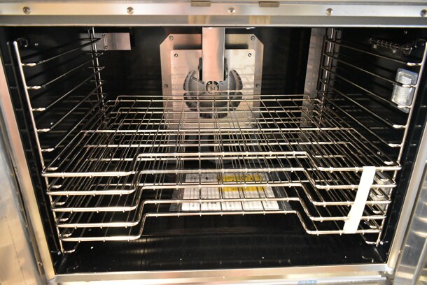 BRAND NEW SCRATCH AND DENT! Vulcan VC4GD-11D150K Stainless Steel Natural Gas Single Deck Full Size Gas Convection Oven with Solid State Controls. 50,000 BTU. No Legs. See Pictures for Broken Glass Pane.  - Image 7 of 9