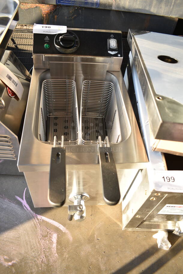 BRAND NEW SCRATCH AND DENT! Vollrath FFA8115 Stainless Steel Commercial Countertop Electric Powered Deep Fat Fryer w/ 2 Metal Fry Baskets. 115 Volts, 1 Phase.  - Image 3 of 6
