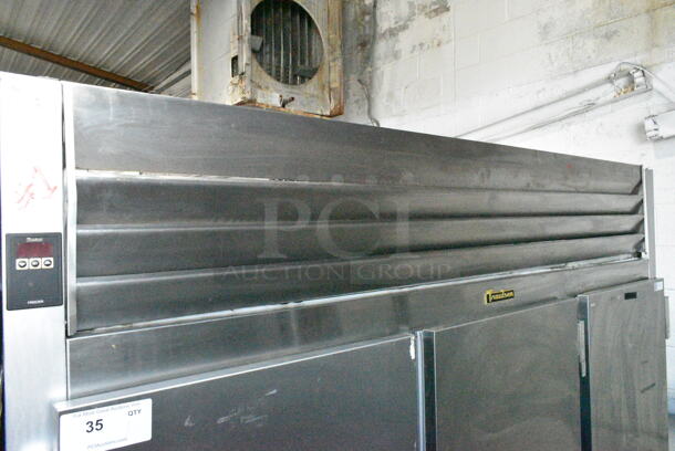 Traulsen G31010JC ENERGY STAR Stainless Steel Commercial 3 Door Reach In Freezer on Commercial Casters. 115 Volts, 1 Phase. Tested and Powers On But Does Not Get Cold - Image 2 of 7