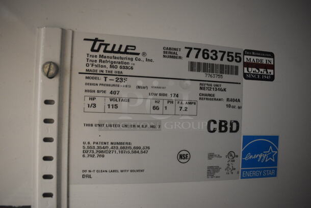 2013 True T-23F 1 Door Stainless Steel Reach in Freezer w/ Poly Coated Racks on Commercial Casters. 115 Volt, 1 Phase. Tested and Working! - Image 4 of 6