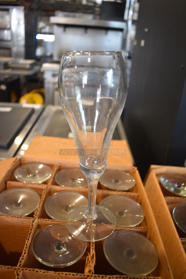 9 BRAND NEW IN BOX! Libbey Gourmet 9 oz Tulip Champagne Glasses. 3x3x8.5. 9 Times Your Bid!