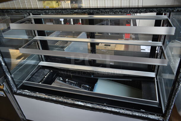 BRAND NEW SCRATCH AND DENT! ARC-471ZC Stainless Steel Commercial Floor Style Refrigerated Display Case Merchandiser. See Pictures For Broken Glass. 220 Volts, 1 Phase. - Image 3 of 5