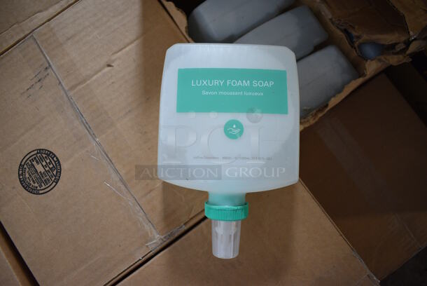 PALLET LOT OF 23 Boxes of 8 BRAND NEW IN BOX! Luxury Foam Soap Bottles. Total of 184. 23 Times Your Bid!  - Image 1 of 5