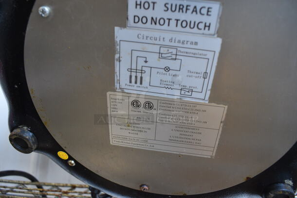 Avantco Model AT51588 Metal Commercial Countertop Soup Kettle Food Warmer. 115 Volts, 1 Phase. 13x13x13. Tested and Working! - Image 4 of 4