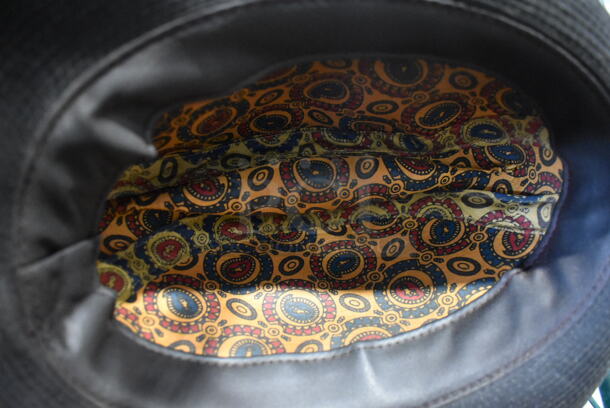 ALL ONE MONEY! Lot of 5 Hats. - Image 6 of 6