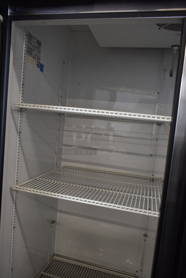 True GDM-49 ENERGY STAR Metal Commercial 2 Door Reach In Cooler Merchandiser w/ Poly Coated Racks. 115 Volts, 1 Phase. Tested and Powers On But Does Not Get Cold - Image 6 of 11