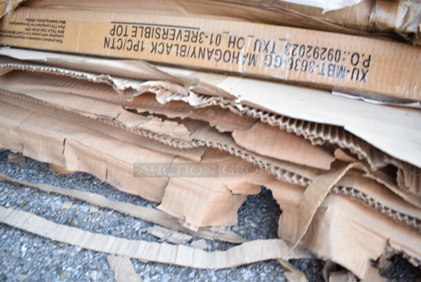 4 BRAND NEW SCRATCH AND DENT! Items; Regency 460EB1254 12" x 54" NSF Black Epoxy Wire Shelf, Flash Furniture XU-MBT-3636-GG 36" x 36" Black / Mahogany Reversible Laminated Square Table Top. 4 Times Your Bid! - Image 5 of 5