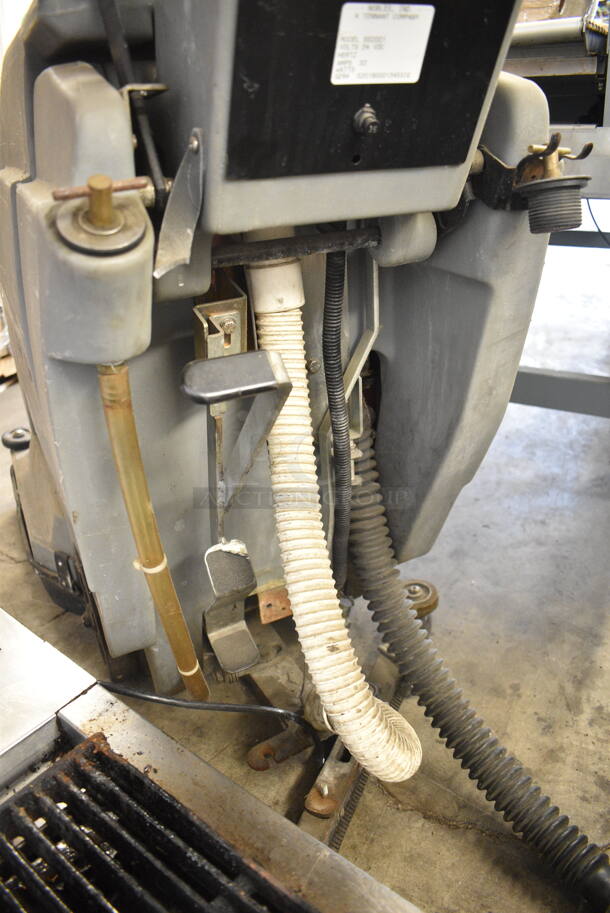 Nobles Tennant SS2001 Metal commercial Floor Cleaning Machine. Tested and Does Not Power On - Image 7 of 8