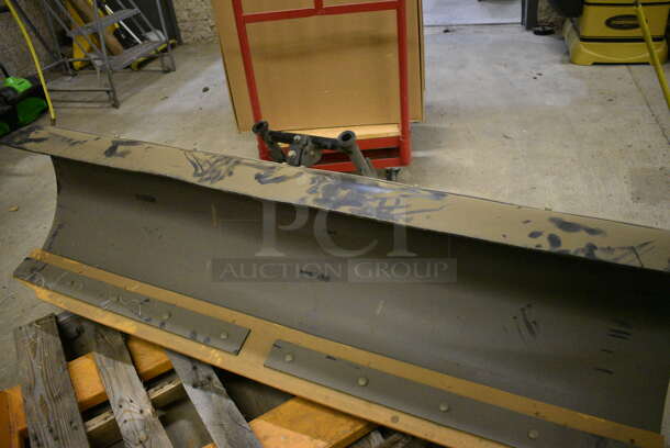John Deere Metal Snow Plow. (CSS) - Image 3 of 11