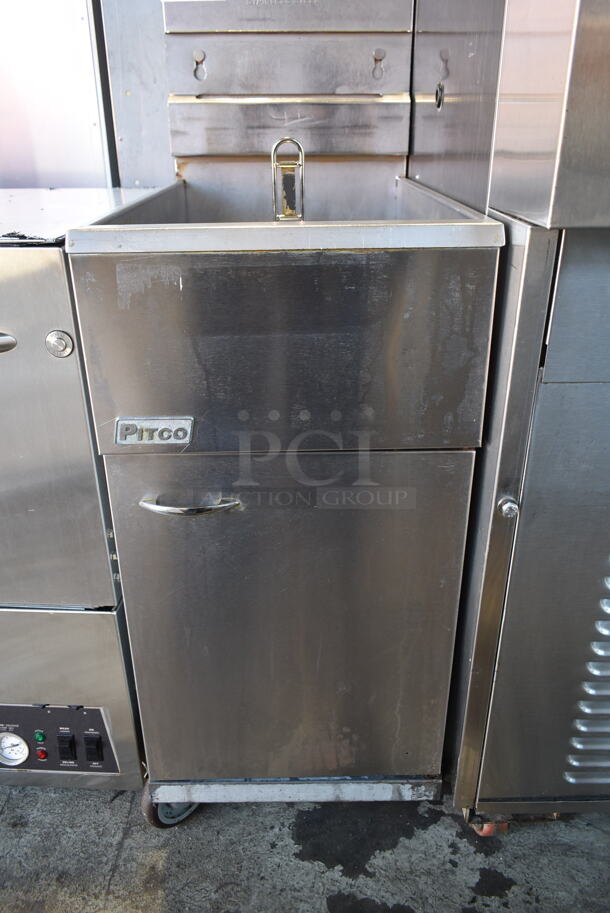 2014 Pitco Frialator 40D Stainless Steel Commercial Floor Style Natural Gas Powered Deep Fat Fryer on Commercial Casters. 115,000 BTU.  - Image 6 of 9