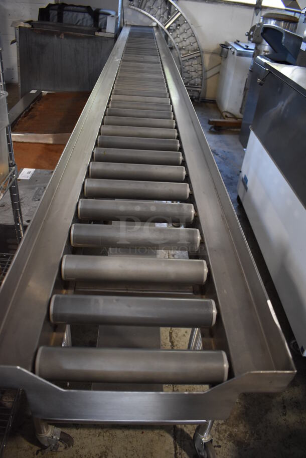 ALL ONE MONEY! Lot of RSR16 16' Food Service Conveyor Belt w/ Electrical Raceway on Commercial Casters and Extra Curve Piece. Goes GREAT w/ Lot #1! 120/208 Volts, 3 Phase. 192x23x38, 12x55x3 - Image 3 of 11