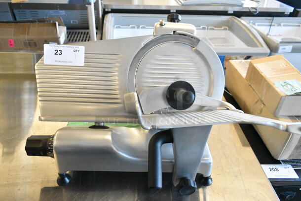 BRAND NEW SCRATCH AND DENT! Globe G10 Stainless Steel Commercial Countertop Meat Slicer. 115 Volts, 1 Phase. Tested and Working! - Image 1 of 4