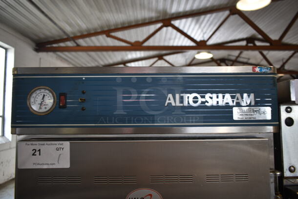 Alto Shaam 1000-TH/II Halo Heat ENERGY STAR Stainless Steel Commercial Cook N Hold Cabinet on Commercial Casters. 208/240 Volts, 1 Phase.  - Image 3 of 9