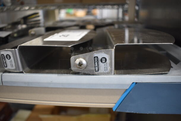 2 Nemco Model SMC100 Stainless Steel Rocking Salad Cutter Tosser. 6.5x1.5x6.5. 2 Times Your Bid! - Image 3 of 3