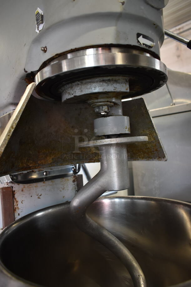 Globe SP 30 Metal Commercial Floor Style 30 Quart Planetary Dough Mixer w/ Metal Mixing Bowl, Dough Hook and Pelican Head Attachment. 115 Volts, 1 Phase. Tested and Does Not Power On - Image 10 of 11