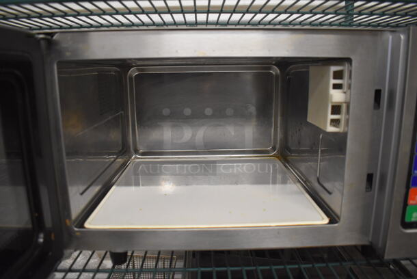 Waring WMO90 Stainless Steel Commercial Countertop Microwave Oven. 120 Volts, 1 Phase. 20x14x12 - Image 5 of 6