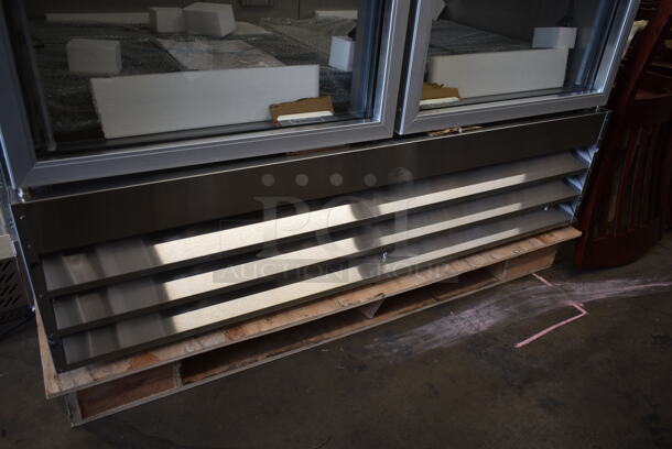 BRAND NEW SCRATCH AND DENT! 2023 KoolMore RIR-2D-GD Stainless Steel Commercial 2 Door Reach In Cooler Merchandiser w/ Poly Coated Racks. 115 Volts, 1 Phase. Tested and Working! - Image 4 of 8