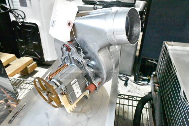 BRAND NEW SCRATCH AND DENT! HPFA34396 Alto-Shaam FA-34396 Combustion Fan.  - Image 5 of 6