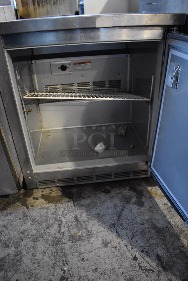 Beverage Air Stainless Steel Commercial Single Door Undercounter Cooler. 115 Volts, 1 Phase. 27x30x30.5. Tested and Working! - Image 4 of 5