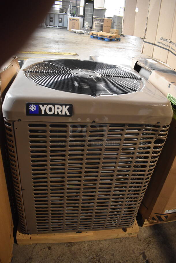 York Commercial Air Conditioner Condenser. 208-230V/3 Phase