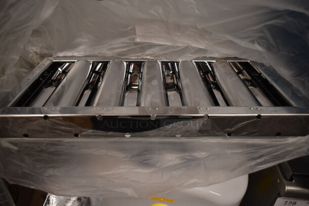 BRAND NEW SCRATCH AND DENT! 190HFC2010S 10"(H) x 20"(W) x 2"(T) Stainless Steel Hood Filter - Image 2 of 3