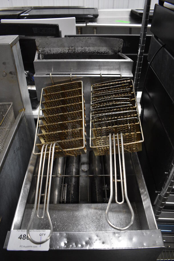 Dean Model SM150GN Stainless Steel Commercial Floor Style Natural Gas Powered Deep Fat Fryer w/ 2 Baskets on Commercial Casters. 120,000 BTU. 15.5x30x47 - Image 3 of 6