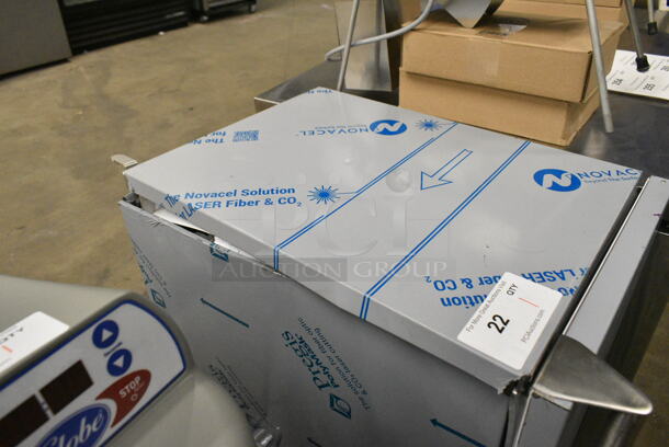 BRAND NEW SCRATCH AND DENT! 2024 Hoshizaki C-80BAJ-AD Stainless Steel Undercounter Cubelet Ice Machine - 80 lb. 115 Volts, 1 Phase.  - Image 4 of 9