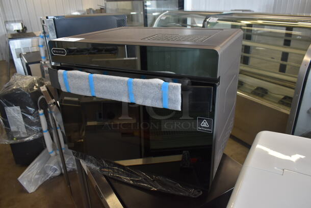 BRAND NEW SCRATCH AND DENT! Whynter TSO-488GB Grande 40 Quart Capacity Counter-Top Multi-Function Intelligent Convection Steam Oven Air Fryer. 120 Volts, 1 Phase. Tested and Working! - Image 1 of 7