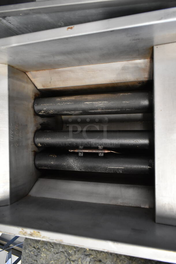 2014 Black Diamond BDGF-90/NG Stainless Steel Commercial Floor Style Natural Gas Powered Deep Fat Fryer. 90,000 BTU.  - Image 3 of 6