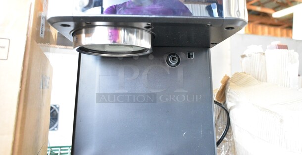 BRAND NEW SCRATCH AND DENT! 2023 Chefman Metal Countertop Espresso Machine. 115 Volts, 1 Phase. Tested and Working!  - Image 8 of 11