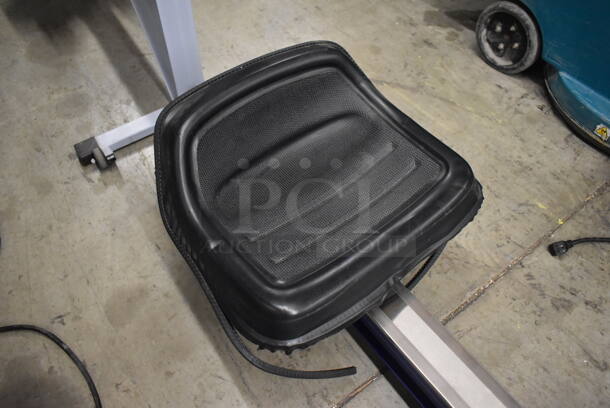 Concept2 Metal Commercial Floor Style Rowing Machine. 18x98x33 - Image 7 of 9