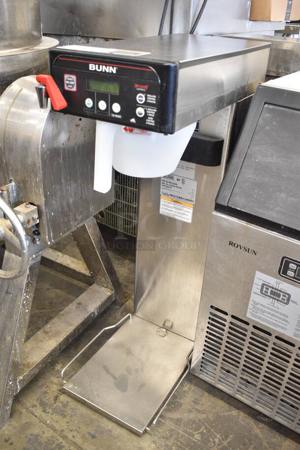 Bunn ITCB-DV Stainless Steel Commercial Countertop Iced Tea Machine w/ Hot Water Dispenser and Poly Brew Basket. 120 Volts, 1 Phase.  - Image 2 of 6