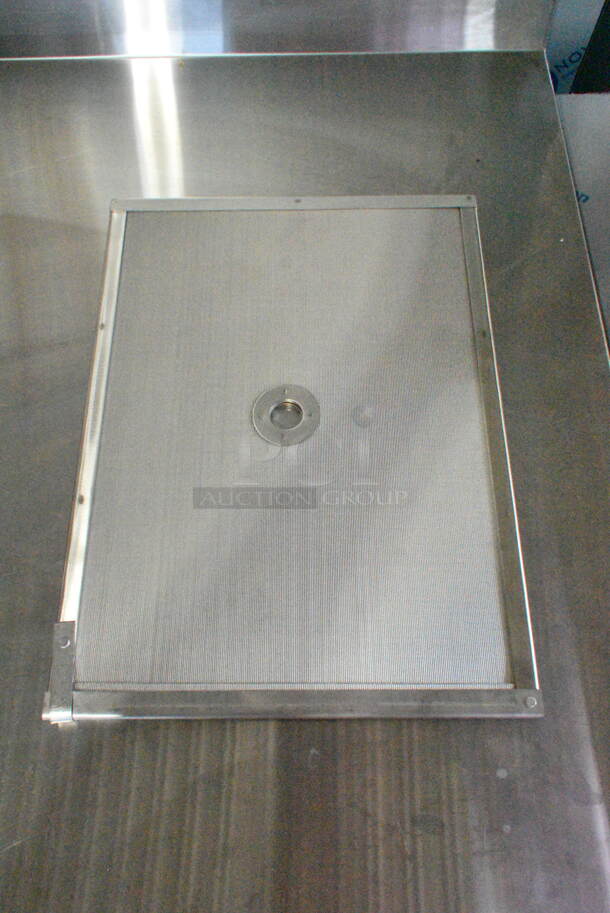 3 BRAND NEW SCRATCH AND DENT! Items Including HP00958475 Vulcan 00-958475 Control Limit, HP0035853400 Vulcan 00-358534-00001 Glass For Door, Vulcan 00-499087-00001 Filter Screen. 3 Times Your Bid!  - Image 4 of 5