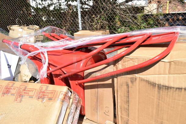 PALLET LOT of 22 BRAND NEW Boxes Including 496ALPF2X22PK American Louver Company 24" x 24" Plaster Frame ALPF2X2-2PK - 2/Pack, 427SD2828MP Lancaster Table & Seating Excalibur 27 1/2" x 27 1/2" Square Table Top with Textured Mixed Plank Finish, Vollrath 4932-13 Traex® Color-Mate™ 32 oz. Clear Single Tip Standard Squeeze Bottle,  600WS1830HD Regency 18" x 30" 16 Gauge Stainless Steel Heavy-Duty Solid Wall Shelf, 124ASEAG12 American Metalcraft ASEAG12 12" Round Gold Hammered Aluminum Seafood Tray, 4447572 Lavex 2.5 Gallon Plastic Dispensing Container. 22 Times Your Bid!  - Image 10 of 12