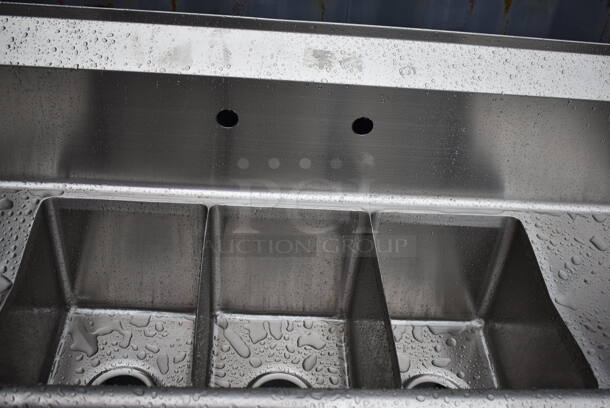 BRAND NEW SCRATCH AND DENT! Stainless Steel Commercial 3 Bay Sink w/ Dual Drain Boards. 54x21x45. Bays 10x14x10 - Image 3 of 3