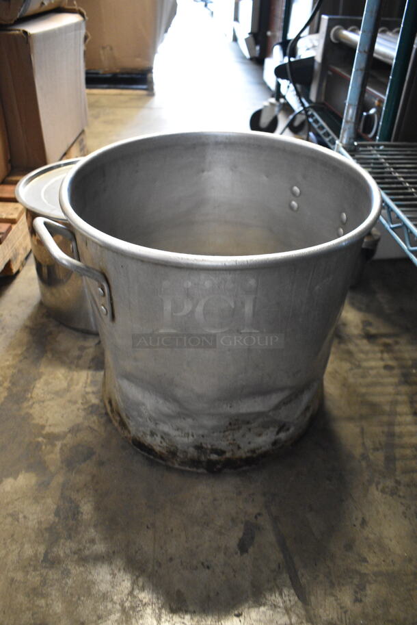 4 Metal Stock Pots w/ 1 Lid. Includes 13x13x9.5, 15x15x14, 10x10x9. 4 Times Your Bid! - Image 4 of 6