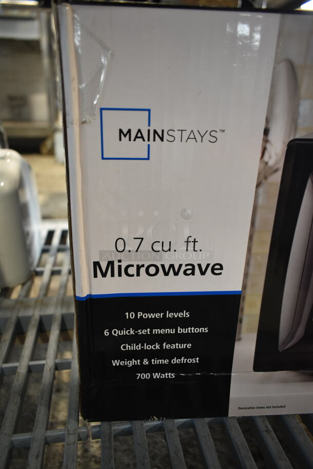IN ORIGINAL BOX! MainStays EM720CGA-B Countertop Microwave Oven. 120 Volts, 1 Phase. - Image 3 of 4