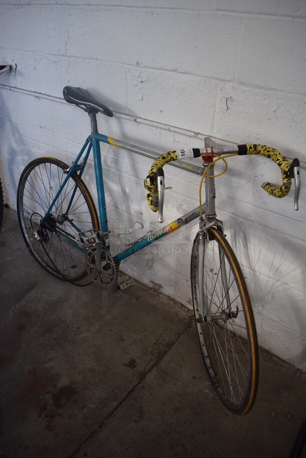 Technium Tri-lite Blue, Yellow and Gray Metal Road Bicycle. 18x66x37 - Image 2 of 7