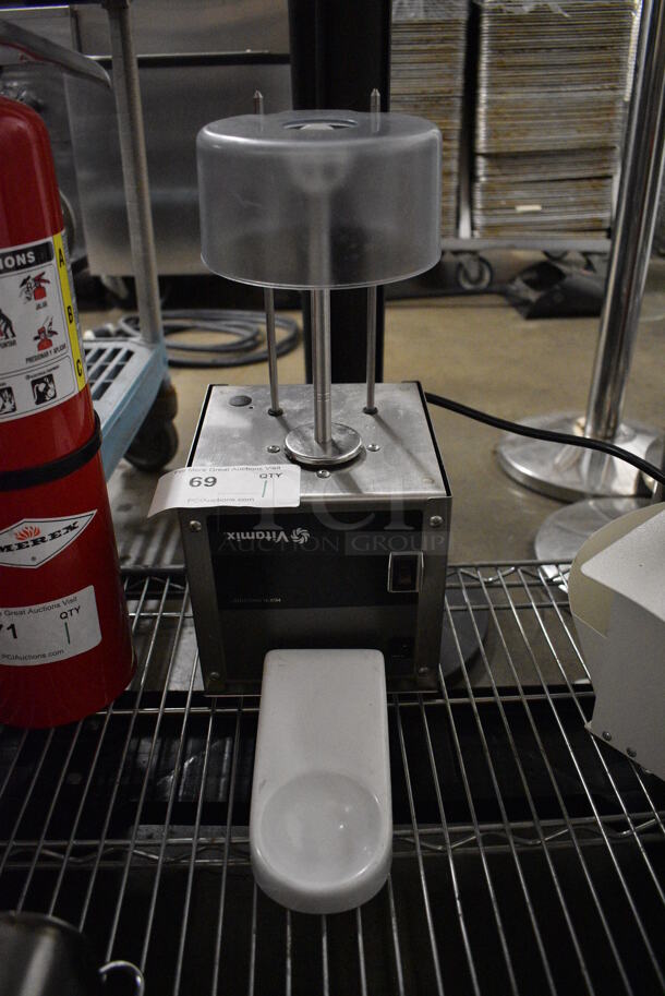 Vita-Mix Model VM0804 Stainless Steel Commercial Drink Mixing Machine Attachment for Frozen Beverage Machine. 120 Volts, 1 Phase. 7x14x15. Tested and Working! - Image 6 of 6