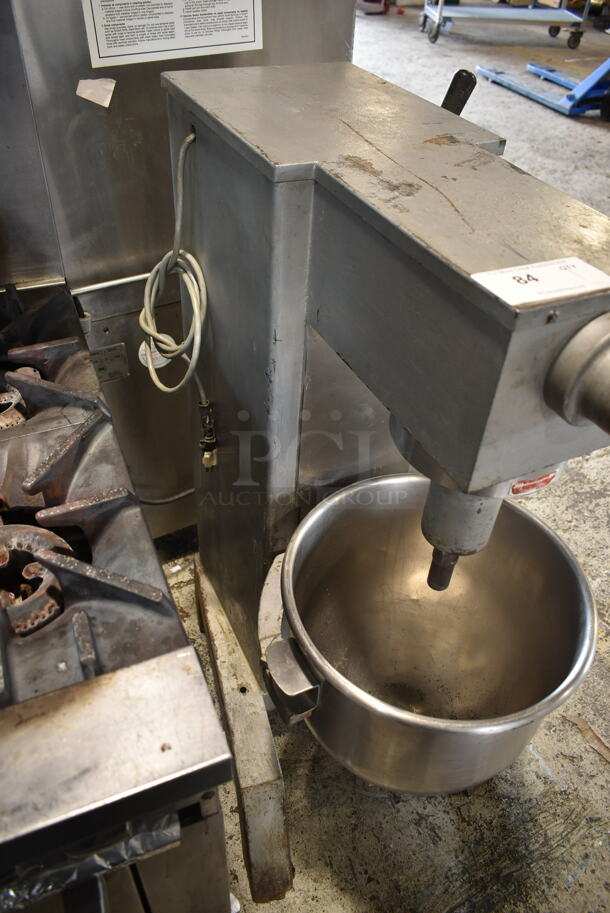 Univex M-30 Metal Commercial Floor Style 30 Quart Planetary Dough Mixer. 115 Volts, 1 Phase. Tested and Working! - Image 7 of 8