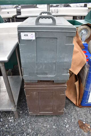2 Carlisle NCP300 Poly Insulated Food Carrying Cases. 17x25x24. 2 Times Your Bid!