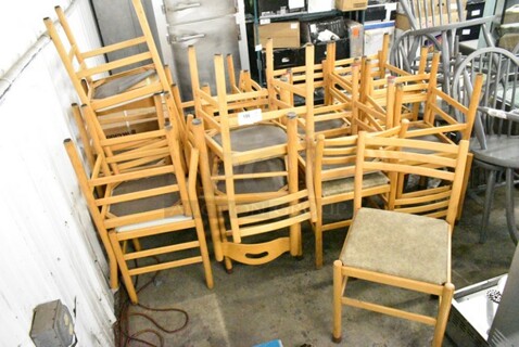 19 Wood Pattern Dining Height Chair. 19 Times Your Bid! 
