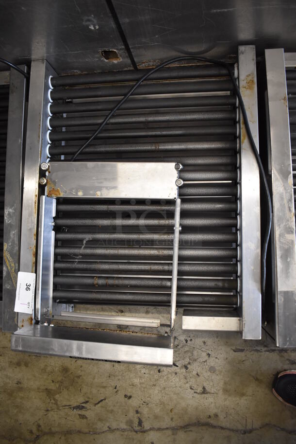 Star 45STBDE Stainless Steel Commercial Countertop Hot Dog Roller w/ Bun Drawer. 120 Volts, 1 Phase. 24x29x12.5. Tested and Working! - Image 3 of 5