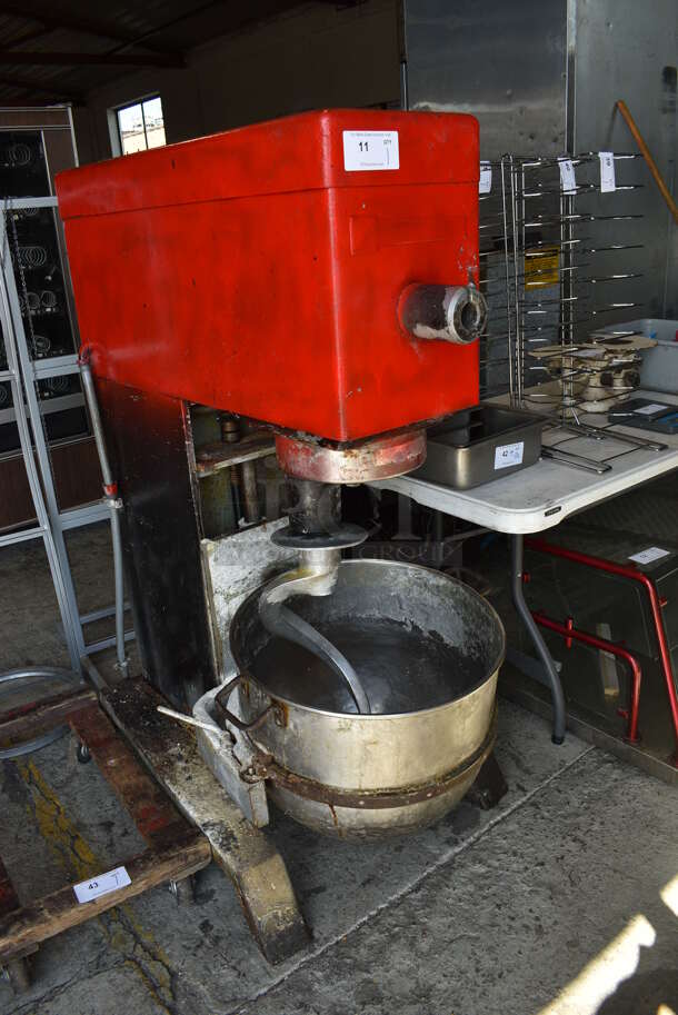 Blakeslee Model DD-80T Metal Commercial Floor Style 80 Quart Planetary Dough Mixer w/ Metal Mixing Bowl and Dough Hook Attachment. 208 Volts, 3 Phase. 28x44x58.5 - Image 2 of 8