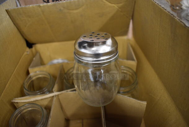 41 BRAND NEW IN BOX! Seasoning Shakers. 2.5x2.5x4. 41 Times Your Bid!