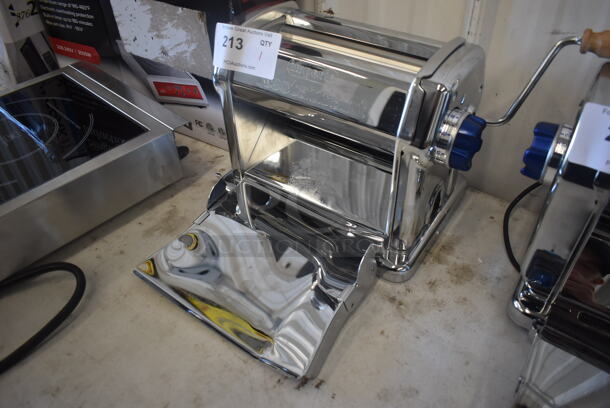 LIKE NEW AND USED ONLY A FEW TIMES! Imperia Manual Stainless Steel 8 1/4" Pasta Machine Tested and Working! - Image 3 of 3