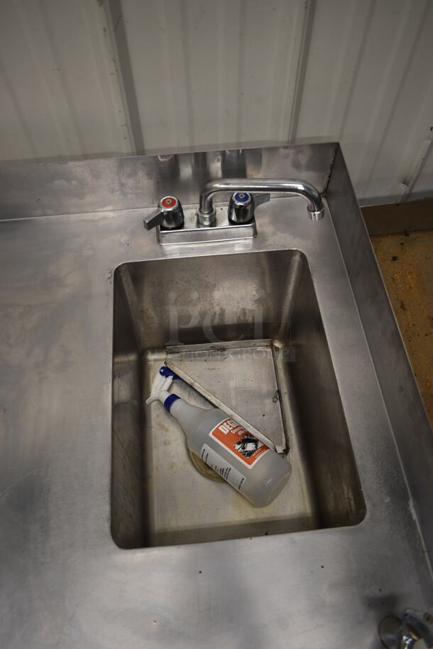 Stainless Steel Counter w/ Sink Bay, Faucet, Handles, Water Dipping Well and Refrigerated Drawer. Tested and Does Not Power On - Image 4 of 9